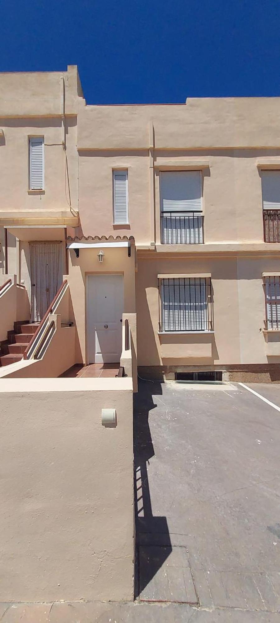 Vakantiehuis Celestina Apartment, Piscinas, Parking Gratis, A 5 Min De Torre Del Mar Velez Malaga