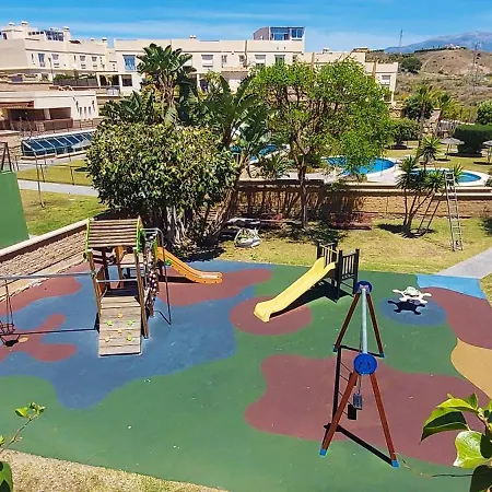 Celestina Apartment, Piscinas, Parking Gratis, A 5 Min De Torre Del Mar Velez Malaga Buitenkant foto